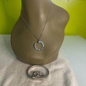 Chic Silver Necklace and Bracelet Set